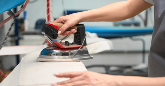 home iron cloth service img
